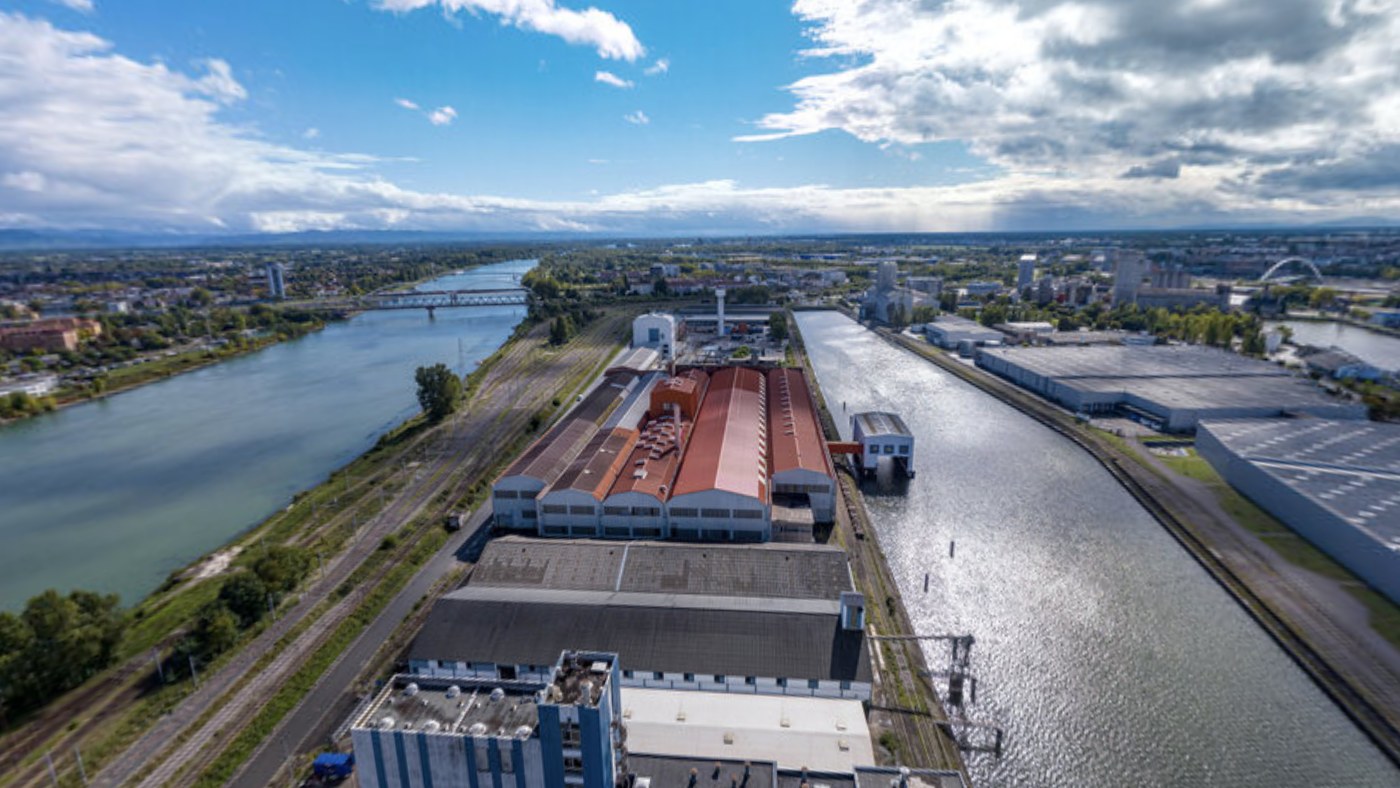 Vue aérienne du Port du Rhin à Strasbourg pour le suivi Transports Chalot