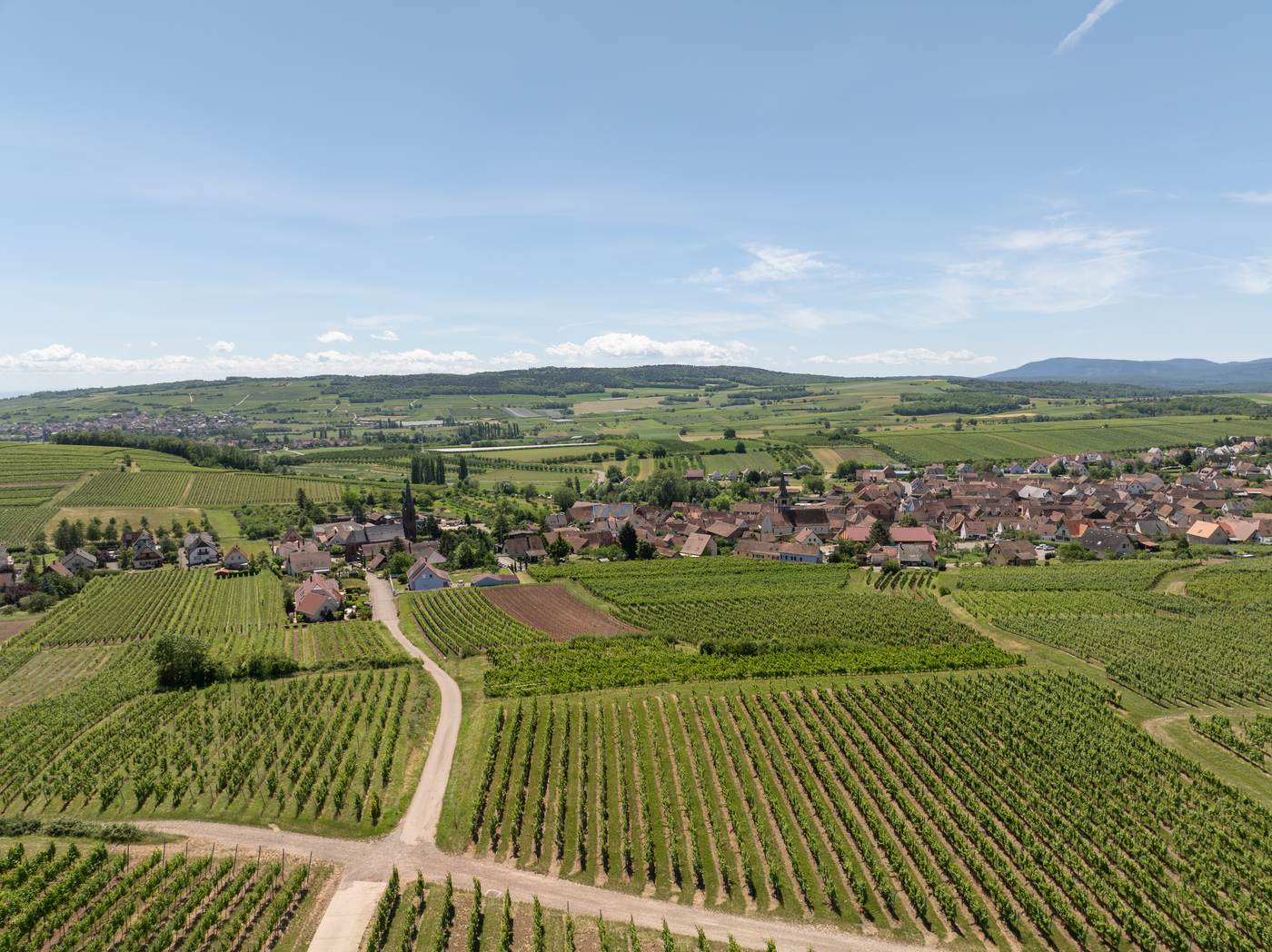 Balbronn vu du ciel, vignoble et village